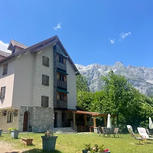 Hotel Molla, Theth
